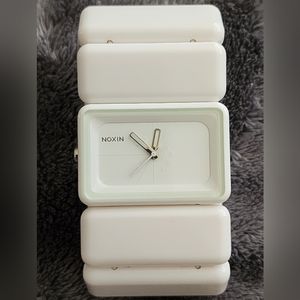 Nixon Love The Hotness The Vega White Quartz Wristwatch